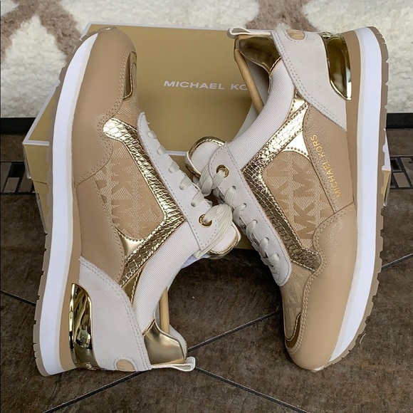 MICHAEL KORS WILMA TRAINER MK LOGO JACQUARD MD - Picture 6 of 16